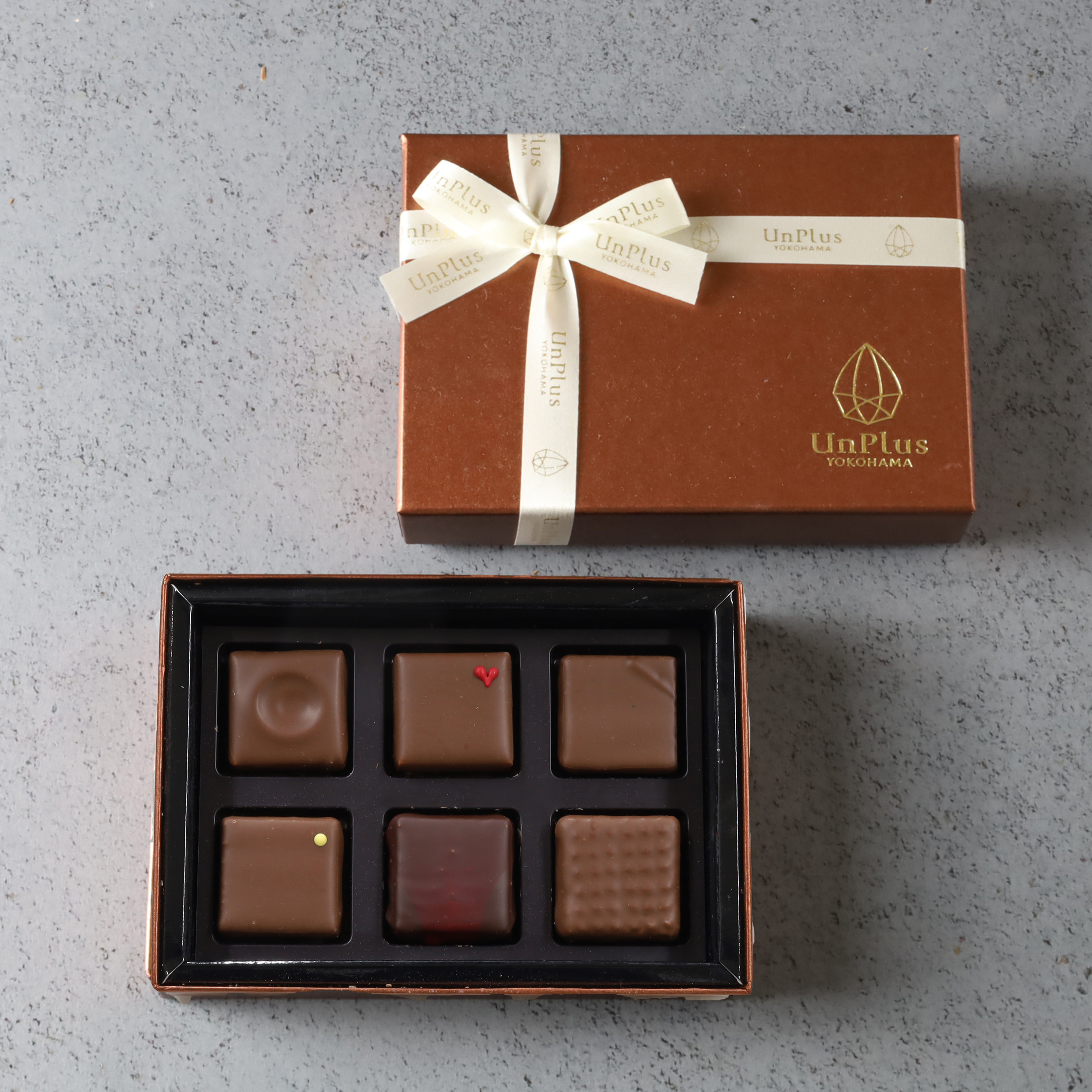 チョコレート6個入り